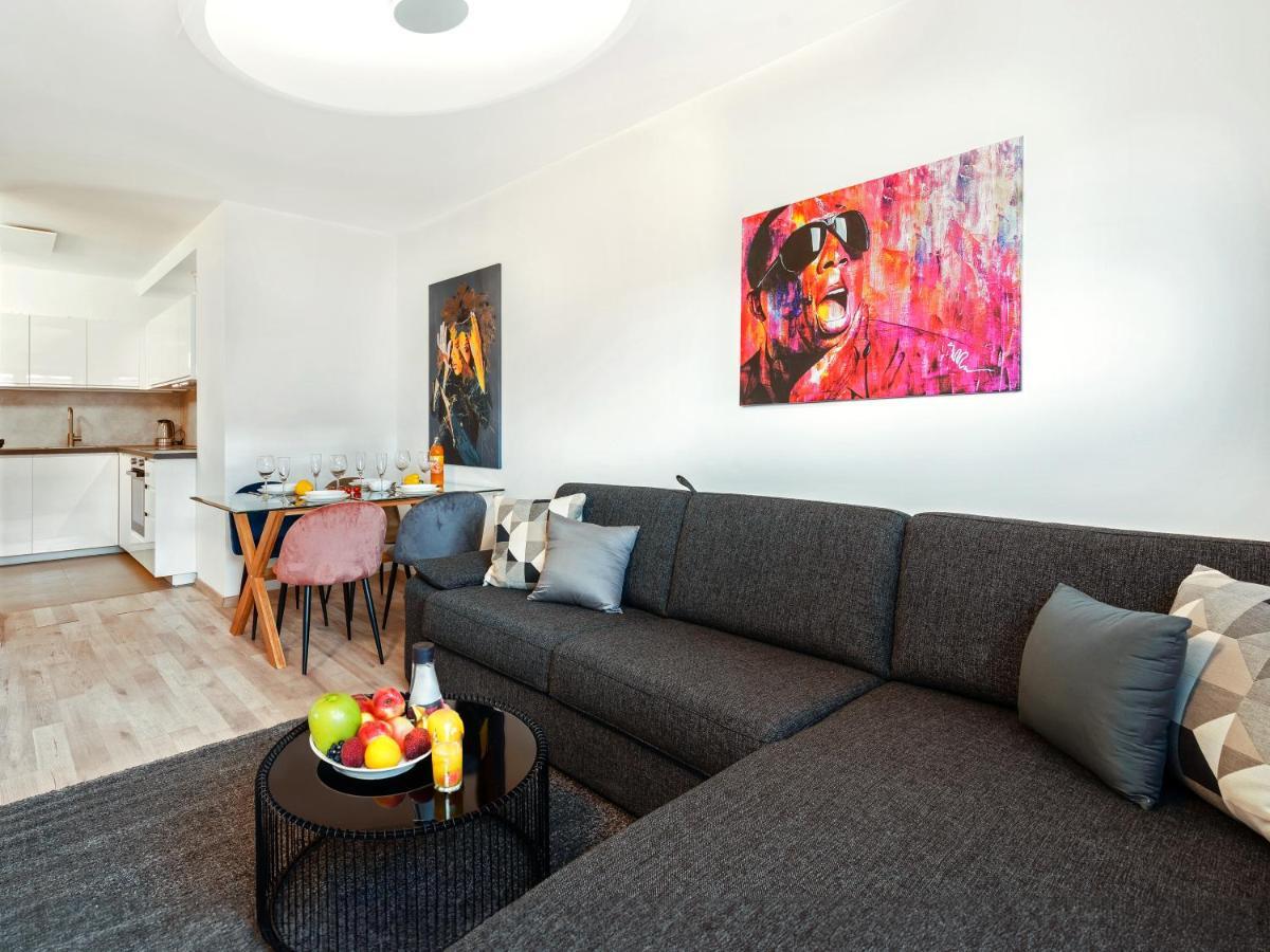וינה Sky9 Apartments Stadthalle מראה חיצוני תמונה