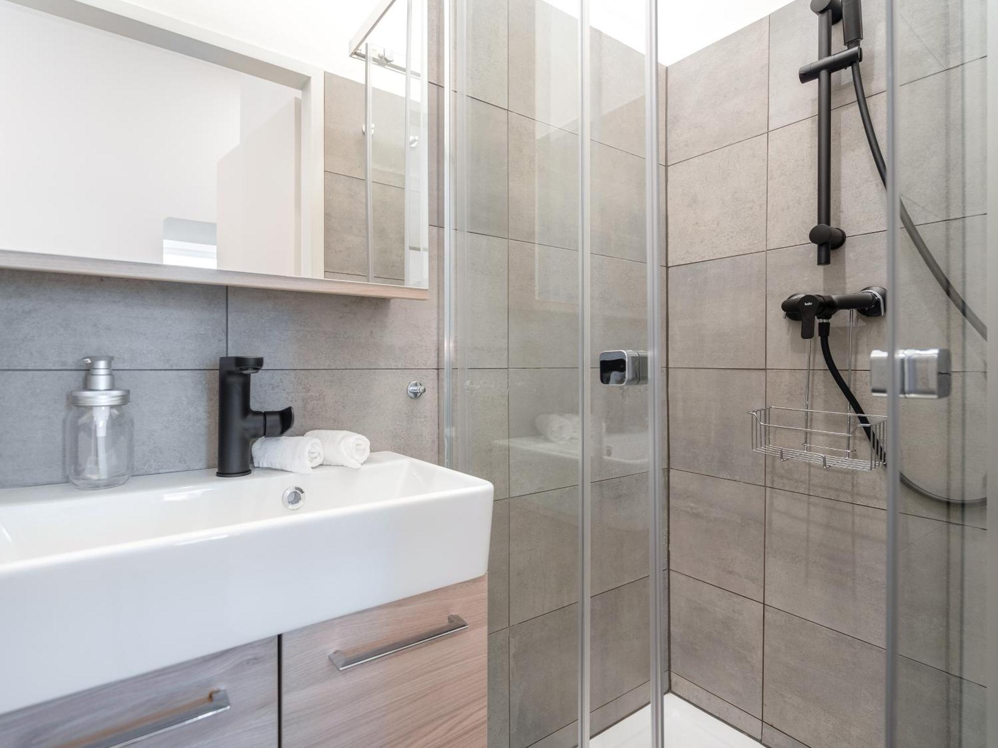 וינה Sky9 Apartments Stadthalle מראה חיצוני תמונה